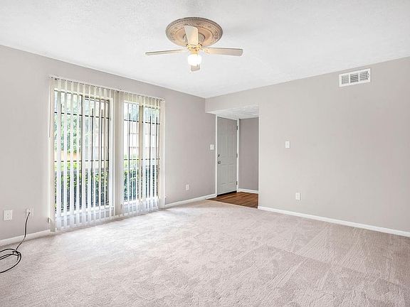 2nd image of 3205 Quince Tree Ln