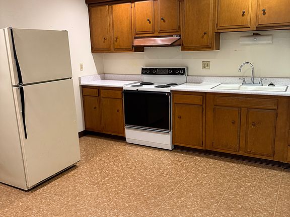 5th image of 203 W 20th St #1
