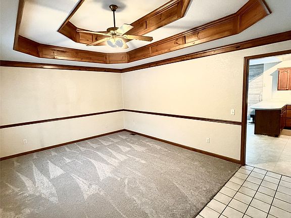 4th image of 290 Oxbow Rd