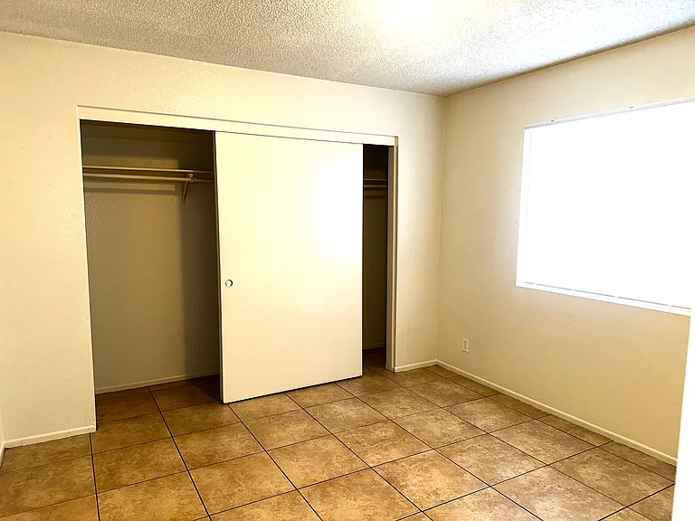 15392-15398 Bear Valley Rd — Photo 4
