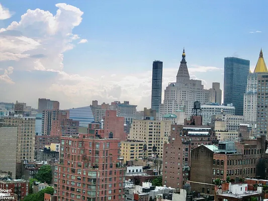 Rented by Brown Harris Stevens | media 9