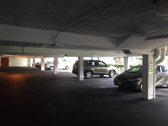 4th image of 7420 Lakeview Dr APT 301W