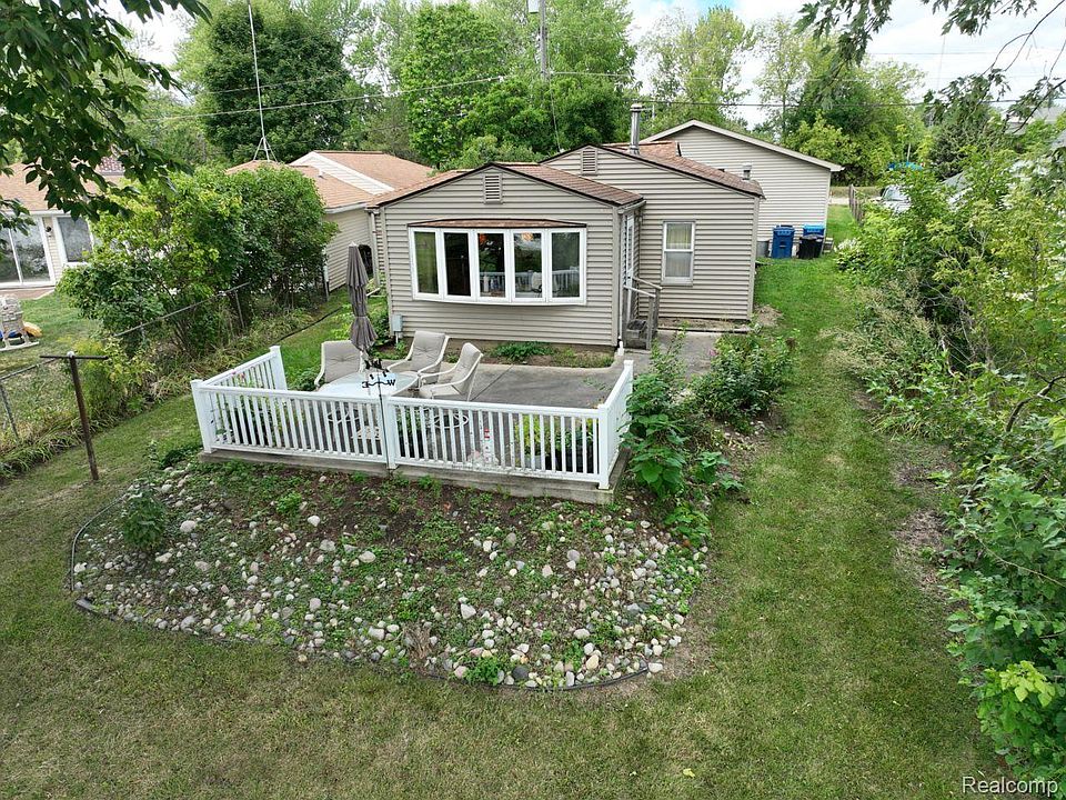 1st image of 11463 Barnum Lake Rd