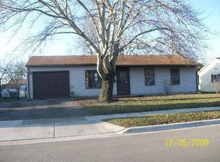 225 Galewood Dr, Bolingbrook, IL 60440