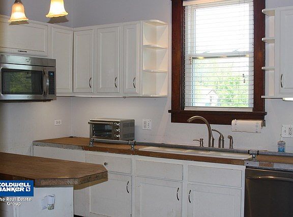 4th image of 6525 174th St