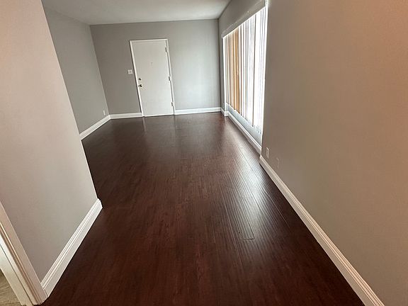 3rd image of 222 Nieto Ave APT 3