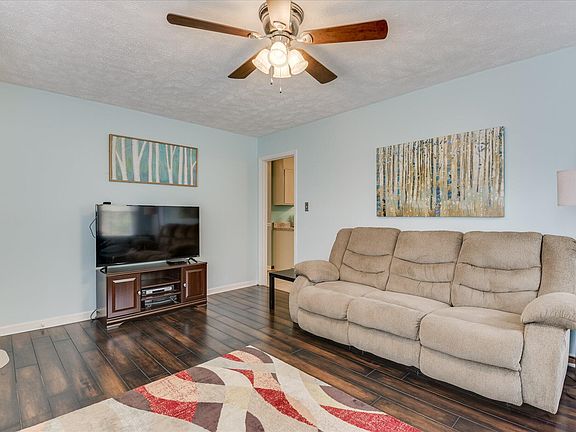 4th image of 488 Mayfield Rd