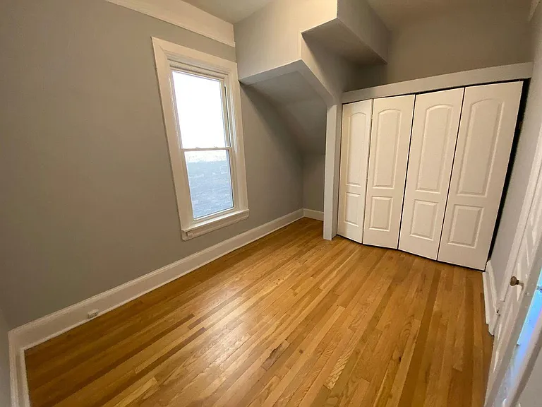 1901 W Belle Plaine Ave #1F — Photo 11