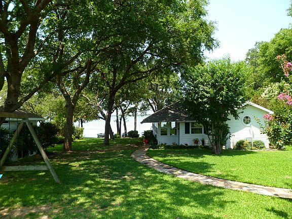 2nd image of 420 Sunset Cove Ln