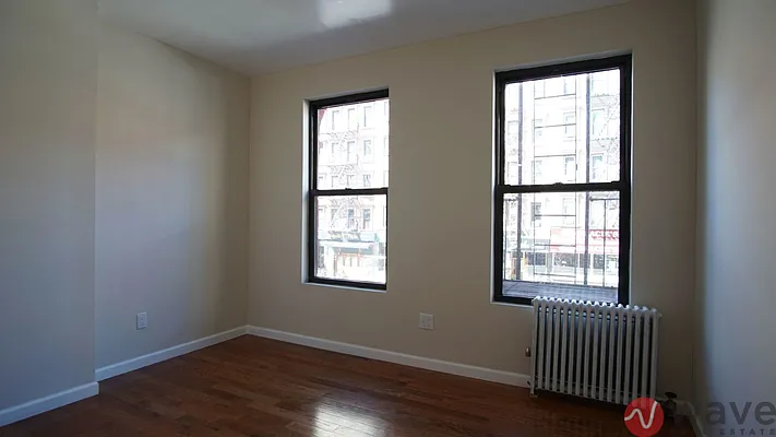 Rented by Wave Real Estate Group | media 7