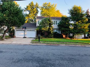 7 Calvert Ave E, Edison, NJ 08820