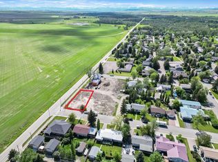 1033 8th St SW, High River, AB T1V1A9