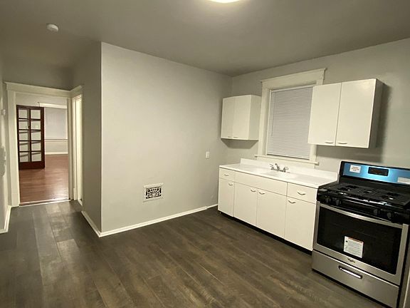 4th image of 4226 Dewey Ave APT 1N