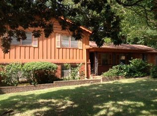 5346 Rolling Oaks Dr, Memphis, TN 38119