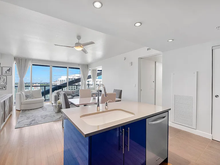 3101 Bayshore Dr #2406 — Photo 10