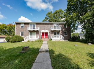1305 Camden Way UNIT D, Waukesha, WI 53186