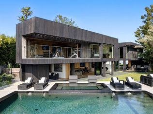 1663 Summitridge Dr, Beverly Hills, CA 90210