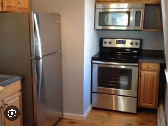 3rd image of 232 High St APT 5