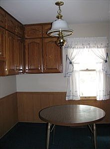 3rd image of 8214 Hascall St