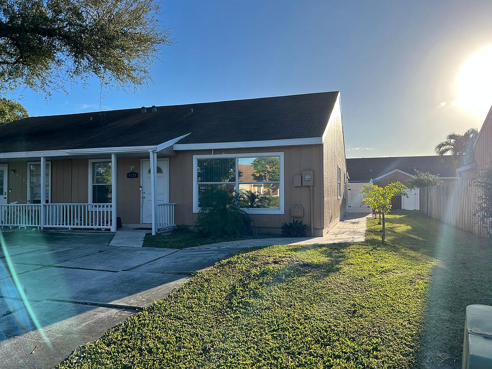 1st image of 4736 NW 6th Ave
