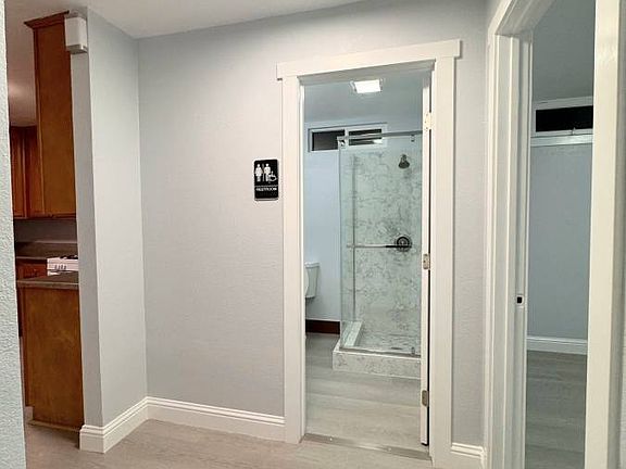 3rd image of 641 S 10th St