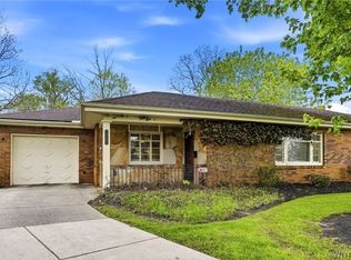 50 Farber Ln, Williamsville, NY 14221
