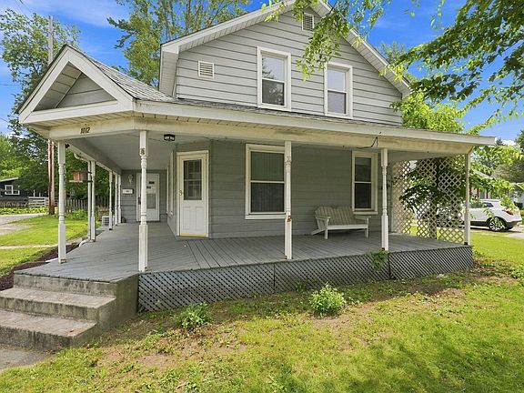 2nd image of 1012 S Main St