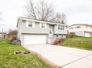 1058 Kiewert St, Watertown, WI 53098