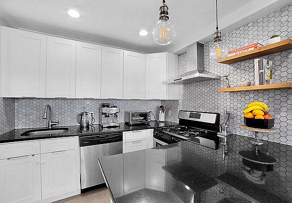 4th image of 30-16 37th St #2R