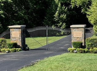 3715 Ravenstrace Ln, Franklin, TN 37064
