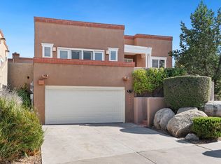 5606 Bosque Vista Dr NE, Albuquerque, NM 87111