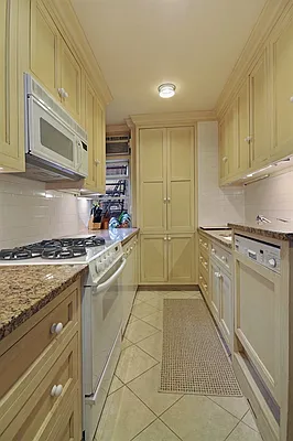Rented by Corcoran | media 5