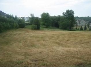 717 Oak St, Burlington, WI 53105