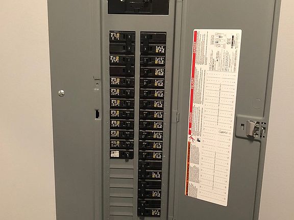 4th image of 52 Corey Dr