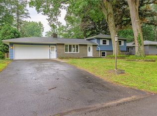 84 Eastwood Trl, Rochester, NY 14622
