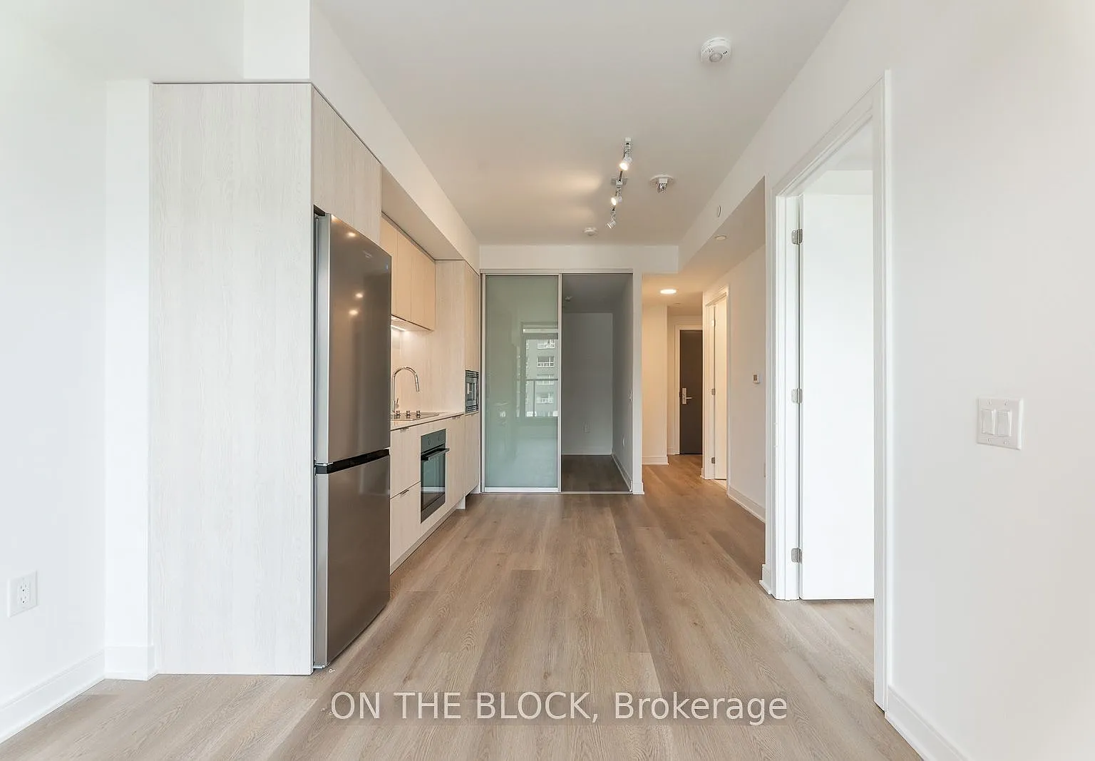 2 bed, $2,150 — Photo 4