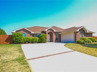 3821 Inwood Ct, Denton, TX 76208