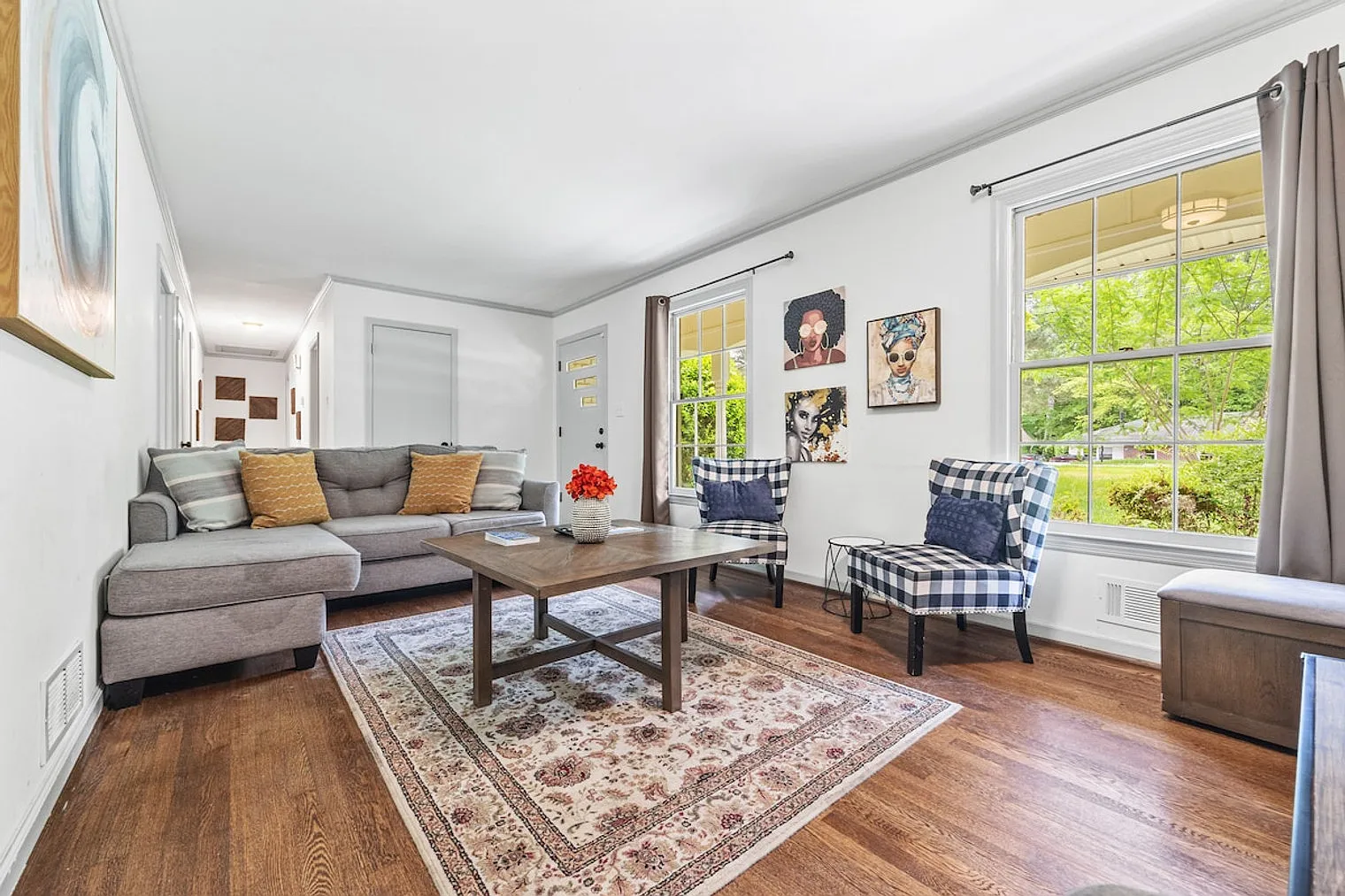 3 bed, 1.5 bath, $4,141 — Photo 3