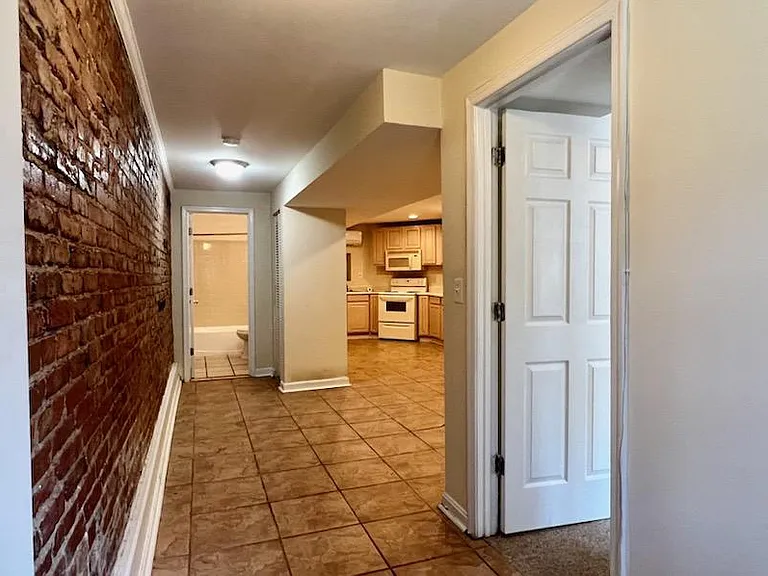 25 R St NW #BASEMENT — Photo 4