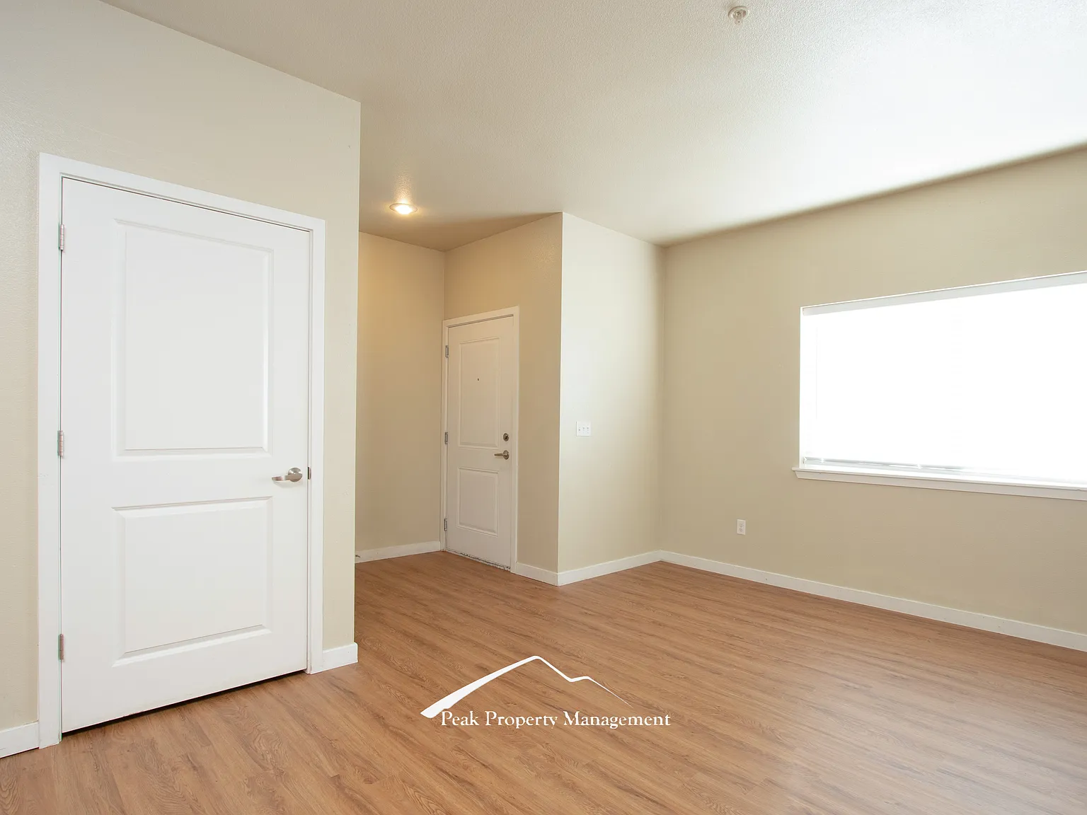 2 bed, 2.5 bath, 1189 sqft, $1,425 — Photo 4