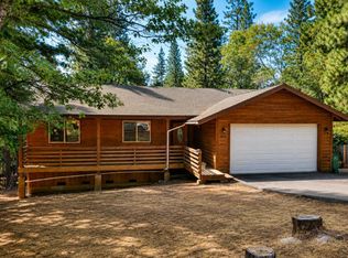 5430 Wisteria Rd, Pollock Pines, CA 95726