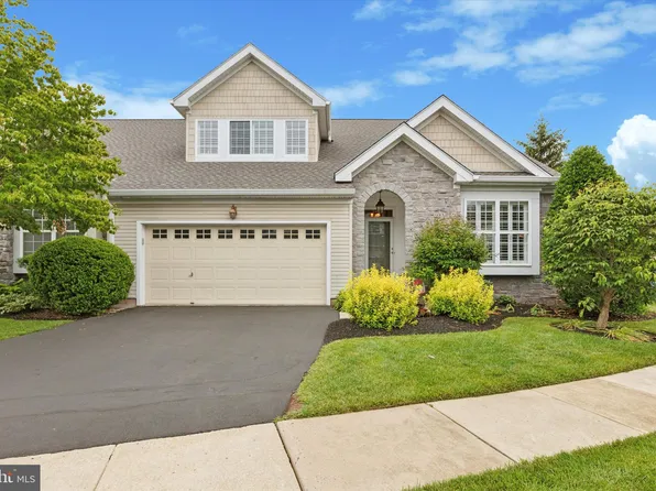 151 Lattice Ln, Collegeville, PA 19426