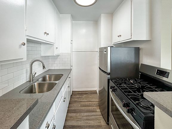 4th image of 28 Sunset Ave APT 10
