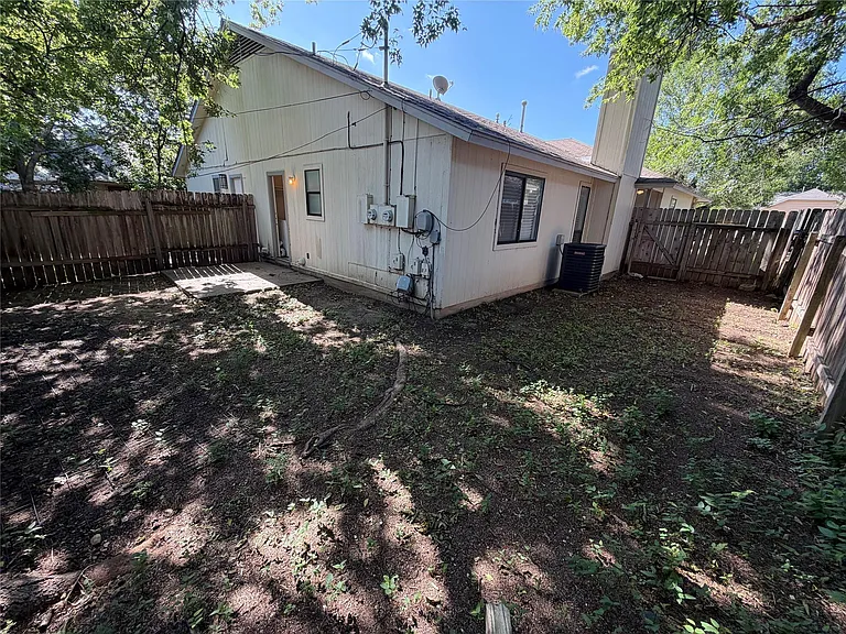 1016 Woodlief Trl — Photo 11