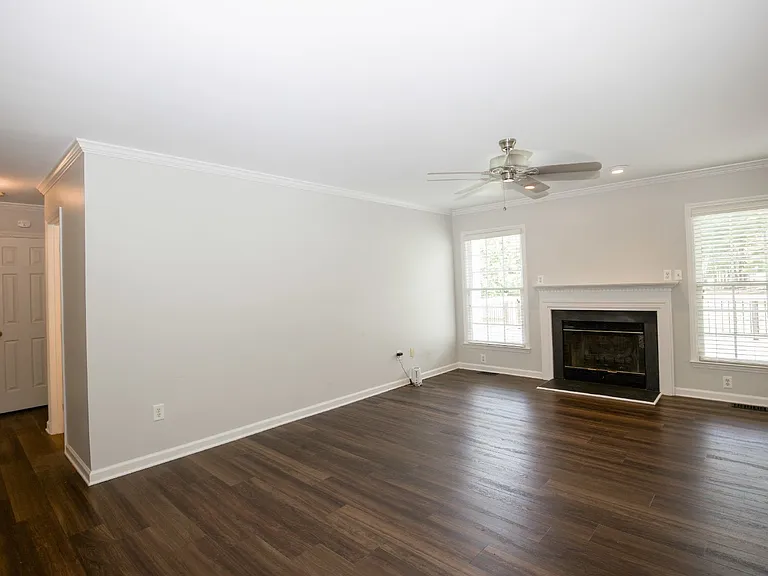 184 Olde Farm Rd — Photo 7