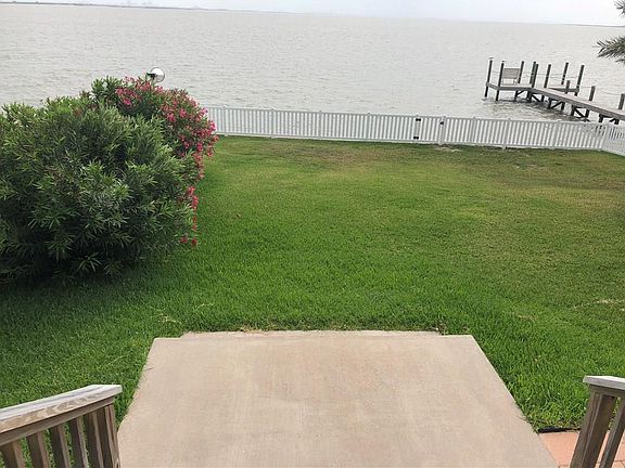 2nd image of 1343 Bayview Dr