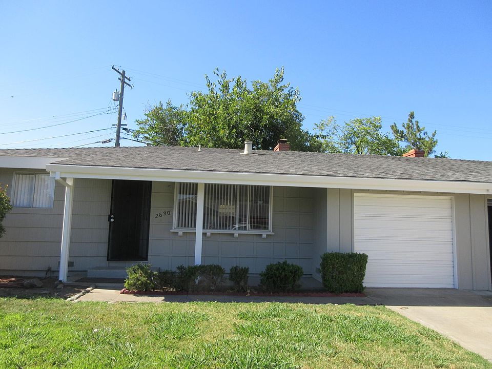 1st image of 2630 La Mesa Way
