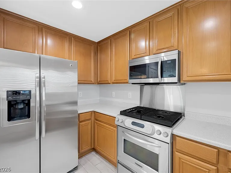 3314 Villa Fiori Ave — Photo 9
