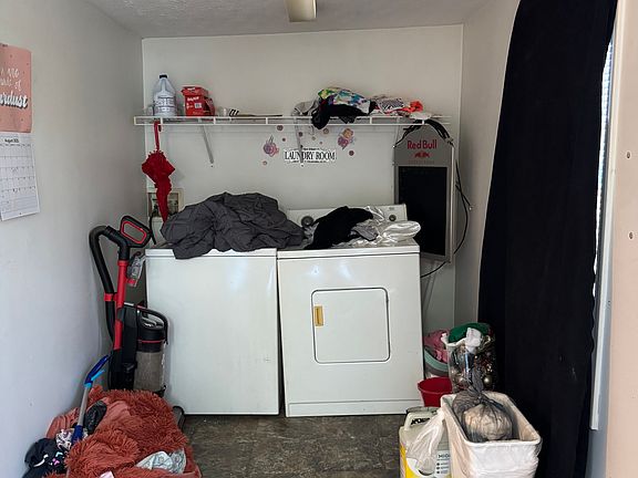 3rd image of 721 Cline St