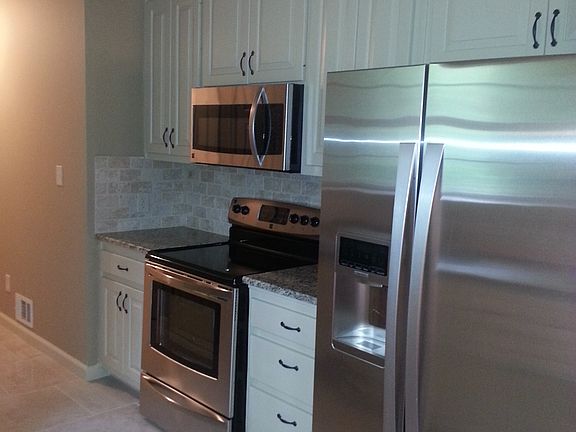 ALL NEW KITCHEN!!